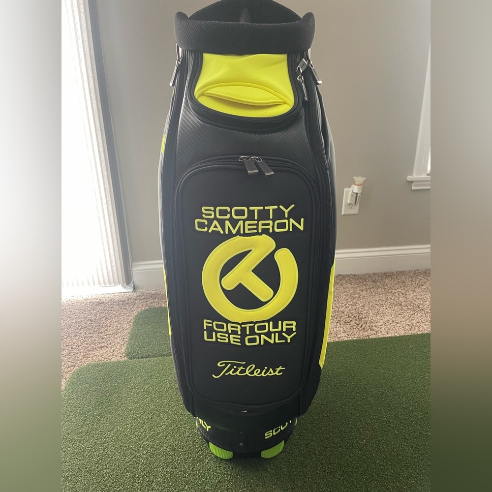 Scotty Cameron 2022 Tour Replica Golf Bag